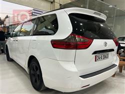 تويوتا سيينا